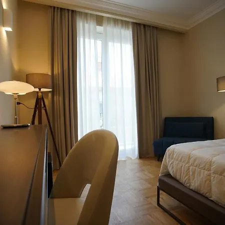 Palazzo Bibbi - To Live Guest house 4*