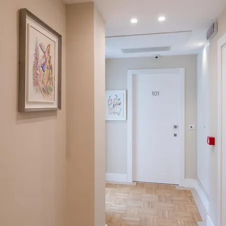 Palazzo Bibbi - To Live 4* Reggio de Calabre