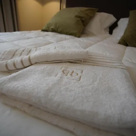 Palazzo Bibbi - To Live Pensionat 4*