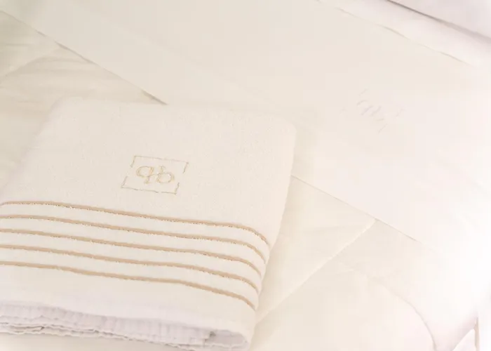 Palazzo Bibbi - To Live 4* Reggio Calabria