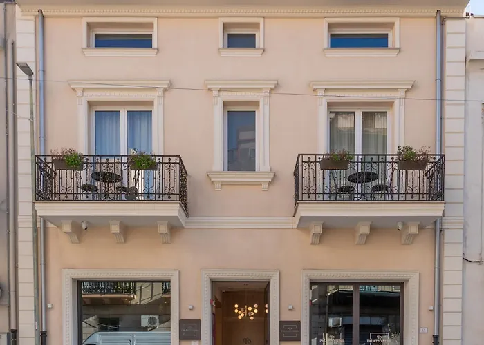 Palazzo Bibbi - To Live